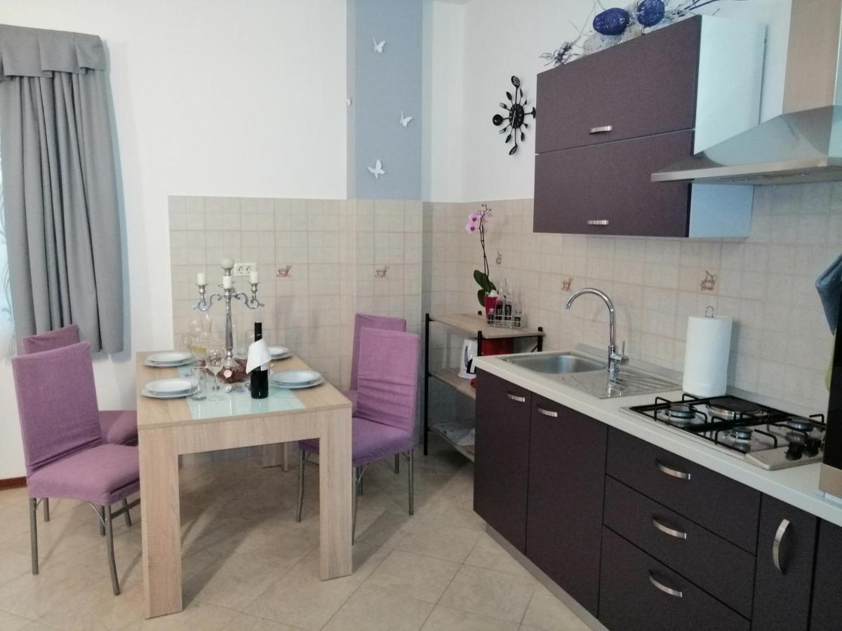 T&D Apartmani Pula Buitenkant foto